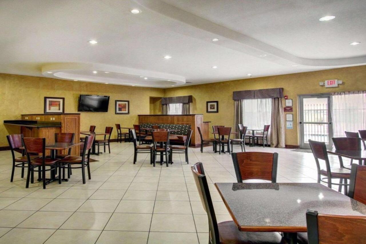 Comfort Inn & Suites Alvarado Екстер'єр фото