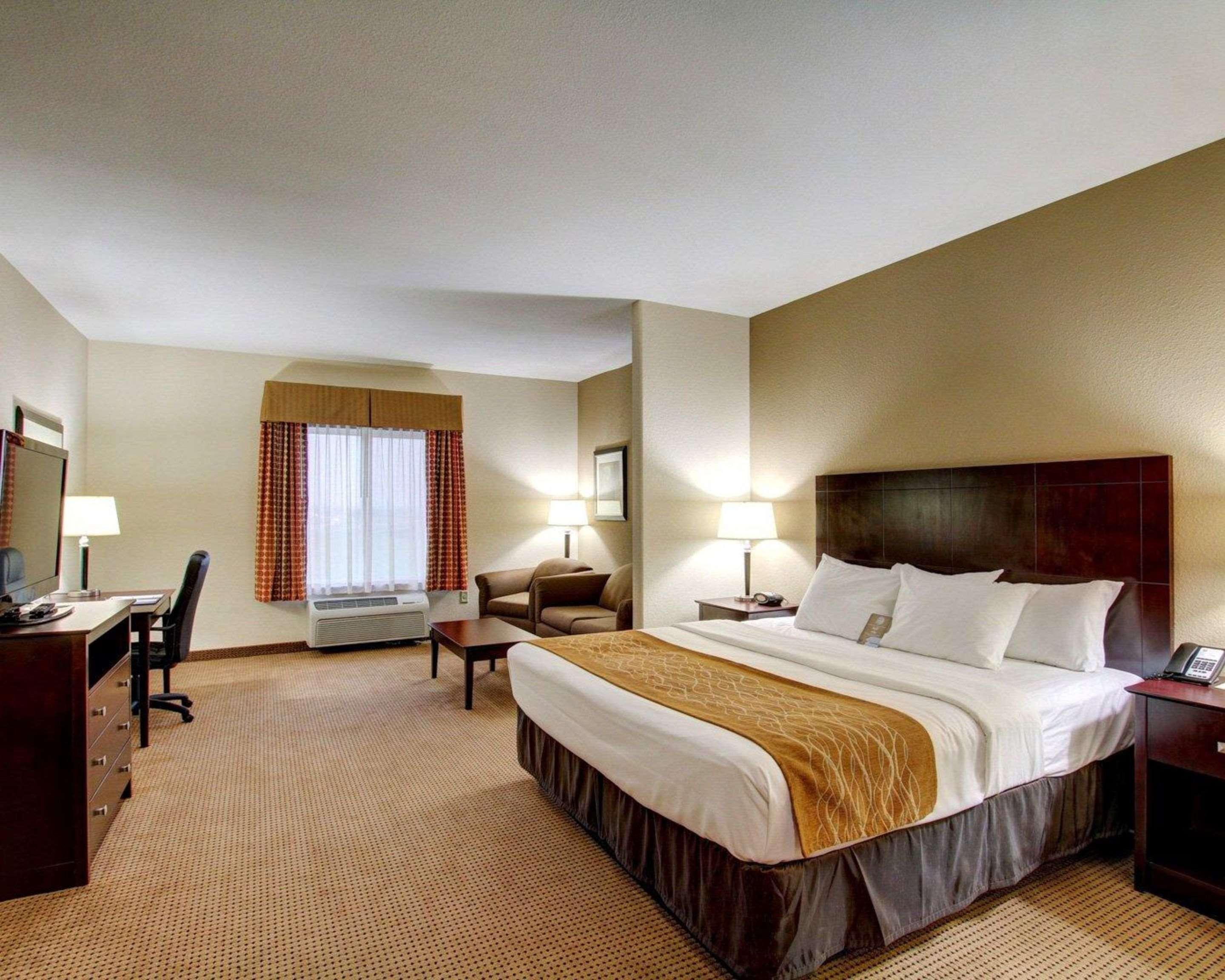 Comfort Inn & Suites Alvarado Екстер'єр фото